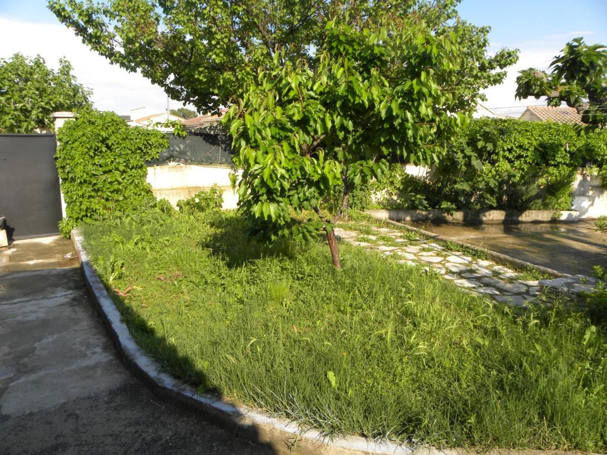 La Maison D'Ogooue Carpentras Luaran gambar