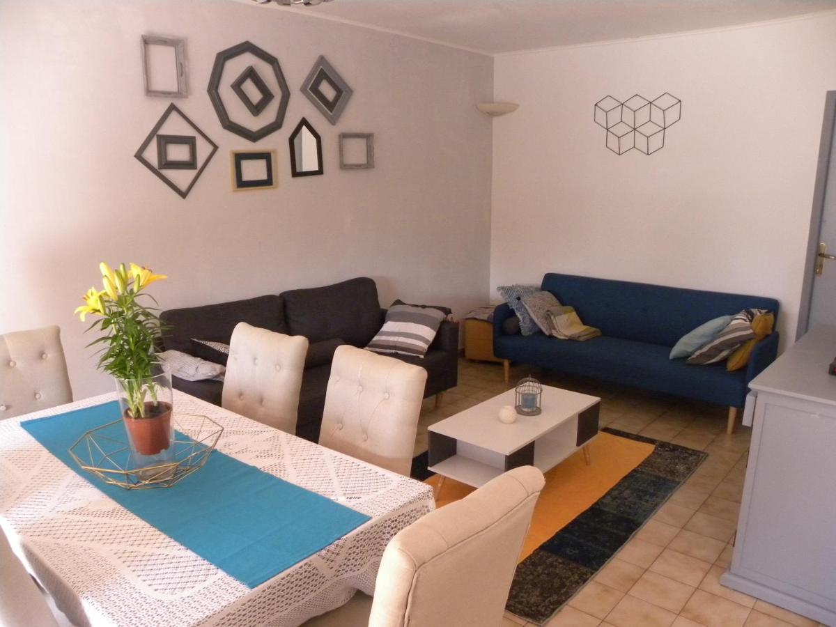 La Maison D'Ogooue Carpentras Luaran gambar