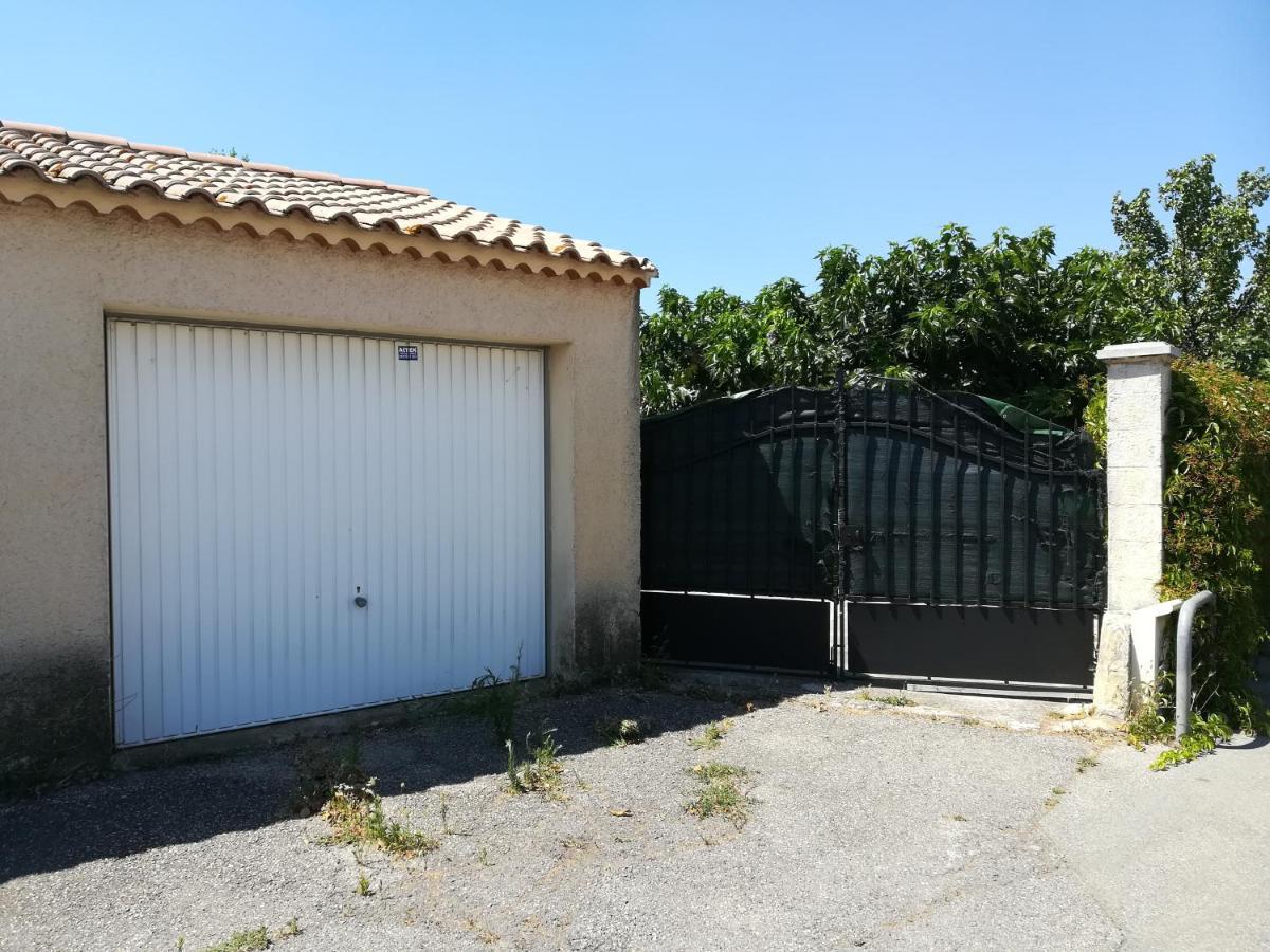 La Maison D'Ogooue Carpentras Luaran gambar